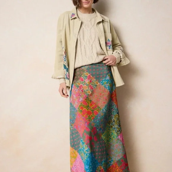 Natural Life Armour Velvet Maxi Skirt in “Bright Patchwork Zinnias” Size L NWT - Picture 2 of 9